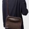 Amazona 180 Tasche in mittlerer Grösse aus Wildleder Amazona 180 Tasche in mittlerer Grösse aus Wildleder