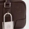 Amazona 23 Cropped-Tasche aus glänzendem Kalbsleder Amazona 23 Cropped-Tasche aus glänzendem Kalbsleder
