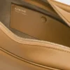 Amazona 23 Cropped-Tasche aus Nappa-Kalbsleder Amazona 23 Cropped-Tasche aus Nappa-Kalbsleder