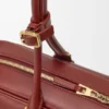 Amazona 31 Cropped-Tasche aus glänzendem Kalbsleder Amazona 31 Cropped-Tasche aus glänzendem Kalbsleder
