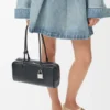 Amazona 31 Cropped-Tasche aus glänzendem Kalbsleder Amazona 31 Cropped-Tasche aus glänzendem Kalbsleder