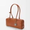 Amazona 31 Cropped-Tasche aus glänzendem Kalbsleder Amazona 31 Cropped-Tasche aus glänzendem Kalbsleder