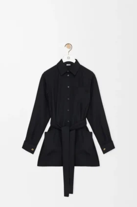 Bluse aus Seide mit Gürtel