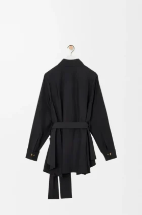 Bluse aus Seide mit Gürtel