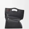 Bob Folded Tote Bag aus glänzendem, geschmeidigem Kalbsleder Bob Folded Tote Bag aus glänzendem, geschmeidigem Kalbsleder