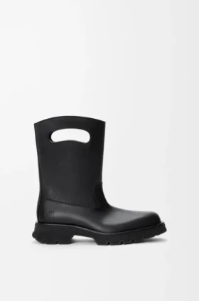 Bobby-Stiefel aus genarbtem, pflanzlich gegerbtem Kalbsleder