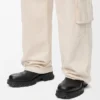 Bobby-Stiefel aus genarbtem, pflanzlich gegerbtem Kalbsleder Bobby-Stiefel aus genarbtem, pflanzlich gegerbtem Kalbsleder