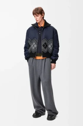 Bomberjacke aus Nylon- und Wollmischung
