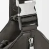 Convertible Sling aus klassischem Kalbsleder Convertible Sling aus klassischem Kalbsleder