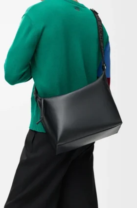 Cubi Crossbody-Tasche aus geschmeidigem, glattem Kalbsleder und Jacquard