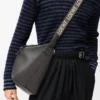 Cubi Crossbody-Tasche aus geschmeidigem, glattem Kalbsleder und Jacquard Cubi Crossbody-Tasche aus geschmeidigem, glattem Kalbsleder und Jacquard