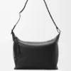 Cubi Crossbody-Tasche aus geschmeidigem, glattem Kalbsleder und Jacquard Cubi Crossbody-Tasche aus geschmeidigem, glattem Kalbsleder und Jacquard