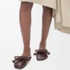 Flamenco-Knoten-Mule aus Lammleder