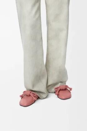 Flamenco-Knoten-Mule aus Lammleder