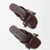 Flamenco-Knoten-Mule aus Lammleder