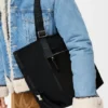 Flex Zipped Tote Bag aus Canvas und Wildleder Flex Zipped Tote Bag aus Canvas und Wildleder