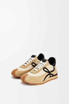 «Flow Runner» aus Nylon und Wildleder