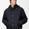 Gepolsterte Jacke aus technischer Baumwolle Gepolsterte Jacke aus technischer Baumwolle