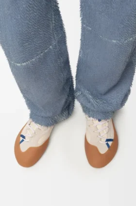 Grip-Sneaker aus Nylon und Wildleder