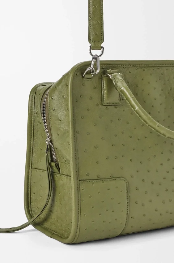Grosse Amazona 180-Tasche aus Straussenleder Grosse Amazona 180-Tasche aus Straussenleder
