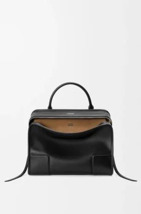 Grosse Amazona 180-Tasche aus weichem Kalbsleder Grosse Amazona 180-Tasche aus weichem Kalbsleder