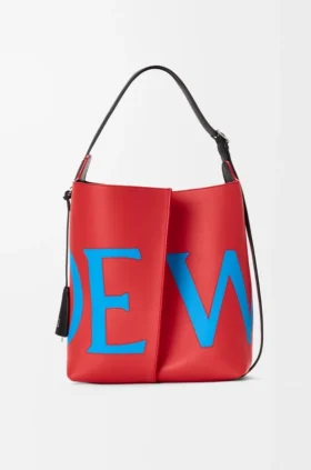 Grosse Bilbao Bucket mit übergrossem Logo aus glattem Kalbsleder