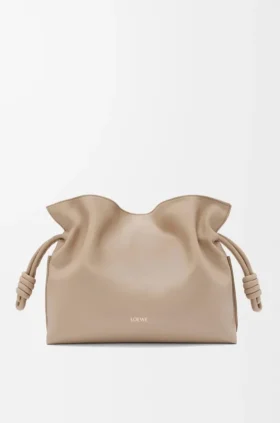 Grosse Flamenco-Clutch aus Nappa-Kalbsleder