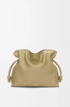 Grosse Flamenco-Clutch aus Nappa-Kalbsleder