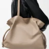 Grosse Flamenco-Clutch aus Nappa-Kalbsleder Grosse Flamenco-Clutch aus Nappa-Kalbsleder