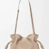 Grosse Flamenco-Clutch aus Nappa-Kalbsleder Grosse Flamenco-Clutch aus Nappa-Kalbsleder