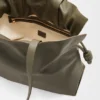 Grosse Flamenco-Clutch aus Nappa-Kalbsleder Grosse Flamenco-Clutch aus Nappa-Kalbsleder