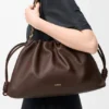 Grosse Flamenco Purse aus weichem Nappa-Lammleder Grosse Flamenco Purse aus weichem Nappa-Lammleder