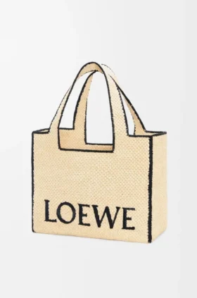 Grosse Loewe Font Tote aus Raffia