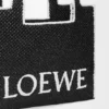 Grosse Loewe Font Tote aus Raffia