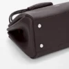 Grosse Madrid-Tasche aus geschmeidigem genarbtem Kalbsleder Grosse Madrid-Tasche aus geschmeidigem genarbtem Kalbsleder