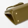 Grosse Madrid-Tasche aus geschmeidigem Kalbsleder Grosse Madrid-Tasche aus geschmeidigem Kalbsleder
