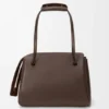 Grosse Madrid-Tasche aus geschmeidigem Kalbsleder Grosse Madrid-Tasche aus geschmeidigem Kalbsleder