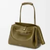 Grosse Madrid-Tasche aus geschmeidigem Kalbsleder Grosse Madrid-Tasche aus geschmeidigem Kalbsleder