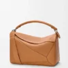 Grosse Puzzle-Tasche aus geschmeidigem genarbtem Kalbsleder Grosse Puzzle-Tasche aus geschmeidigem genarbtem Kalbsleder