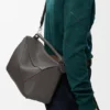 Grosse Puzzle-Tasche aus geschmeidigem genarbtem Kalbsleder Grosse Puzzle-Tasche aus geschmeidigem genarbtem Kalbsleder