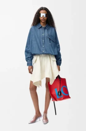Hemd mit Gürtel aus Denim