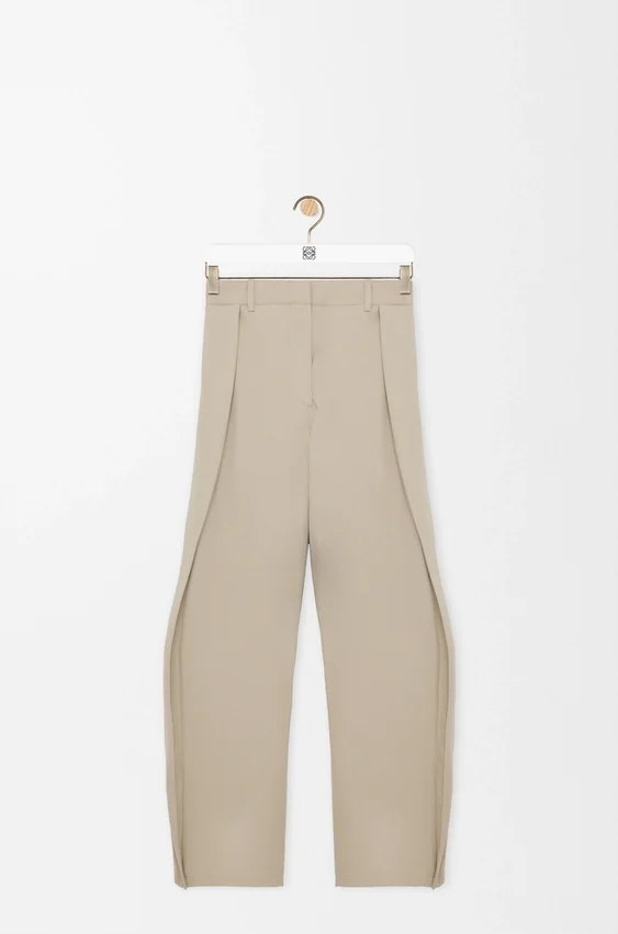 Hose aus Baumwolle und Seide Hose aus Baumwolle und Seide