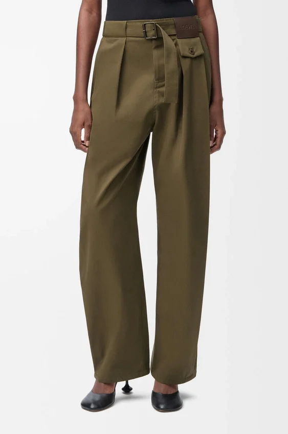 Hose aus Baumwolle und Seide Hose aus Baumwolle und Seide