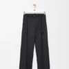 Hose mit Gürtel aus Wolle Hose mit Gürtel aus Wolle