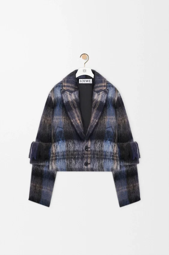 Jacke aus einer Mohair-Woll-Mischung Jacke aus einer Mohair-Woll-Mischung
