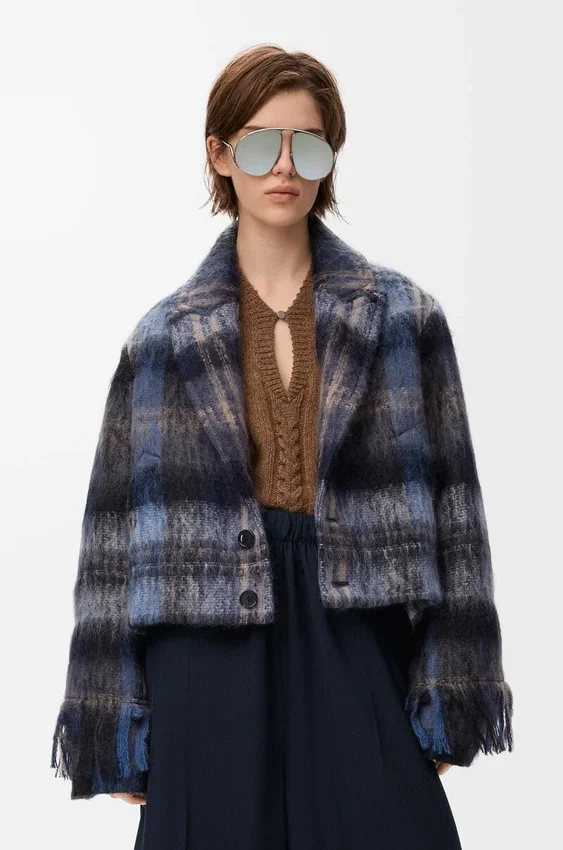 Jacke aus einer Mohair-Woll-Mischung Jacke aus einer Mohair-Woll-Mischung