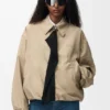 Jacke aus technischem Stoff Jacke aus technischem Stoff
