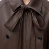 Jacke mit Schleife aus Nappa-Lammleder Jacke mit Schleife aus Nappa-Lammleder