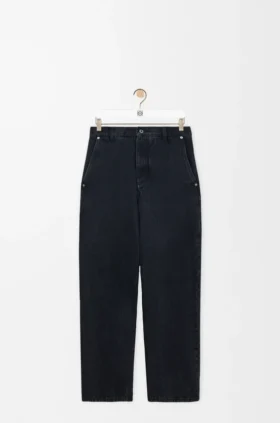 Jeans aus Denim Jeans aus Denim