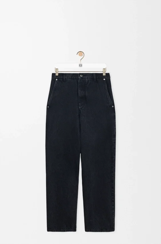Jeans aus Denim Jeans aus Denim